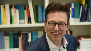 Prof. Dr. Volker Michael Jänich