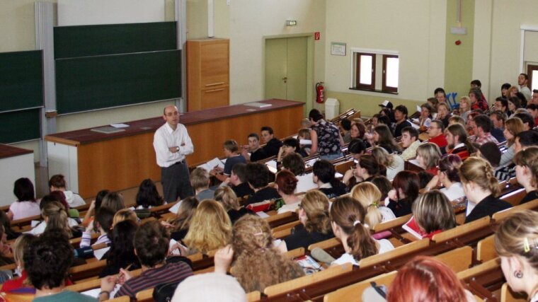 Studenten in Hörsaal