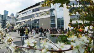 Campus Carl-Zeiß-Straße