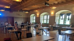 Seminarteilnehmer/innen im Kaisersaal